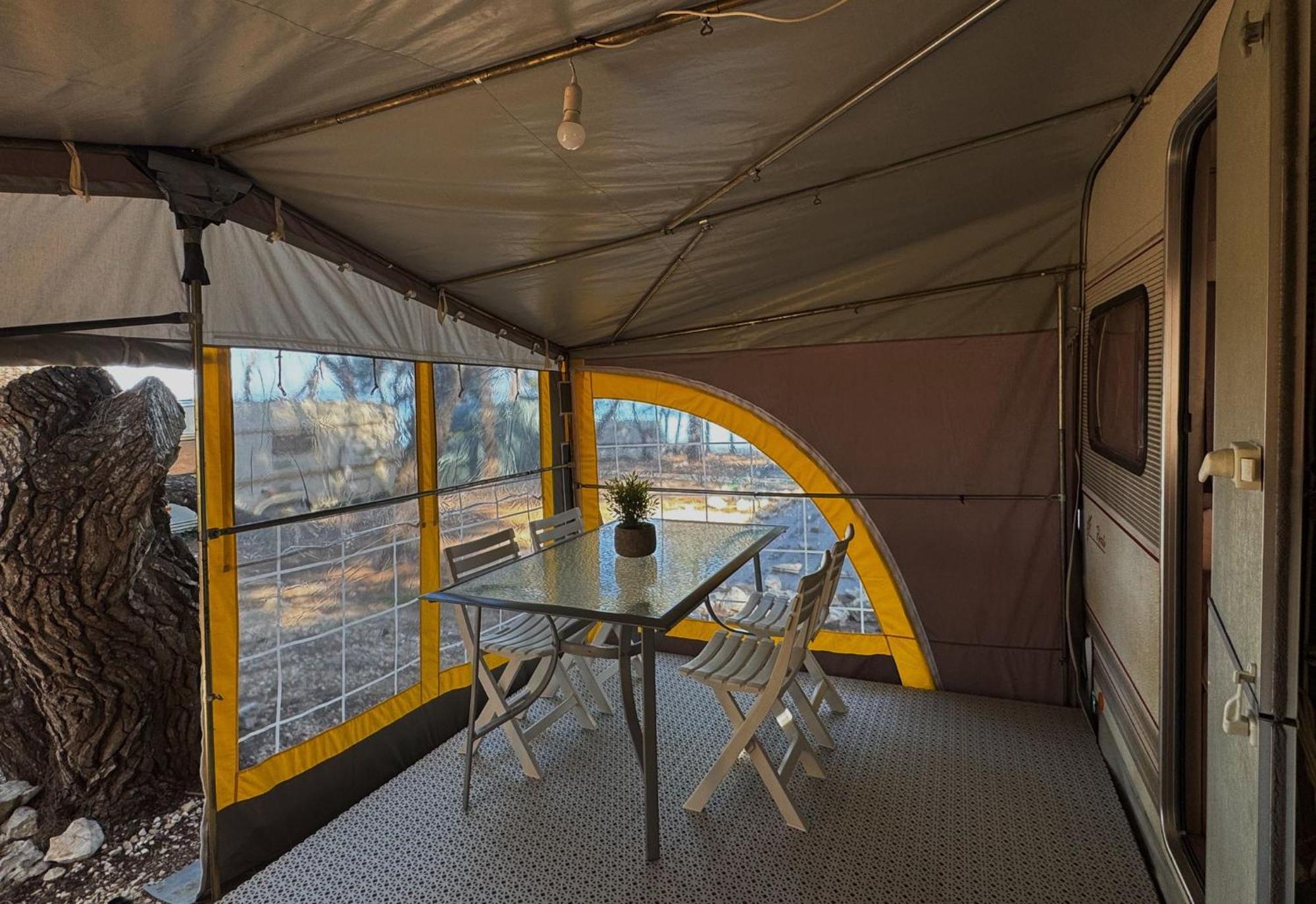 Caravan Near The Sea 2 Ugljan Exterior foto